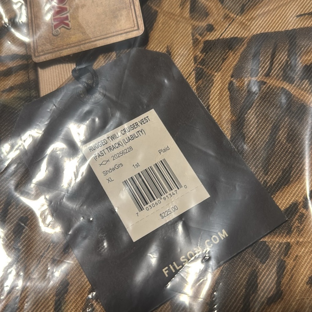 NWT Filson Rugged Twill Cruiser Shadow Grass Camo Field Vest Factory 1sts - Picture 4 of 4